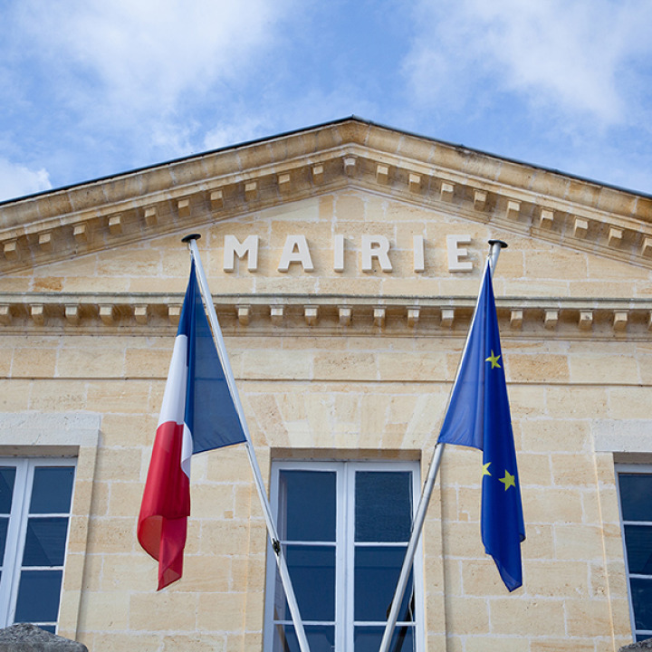 Collectivités et administrations publiques