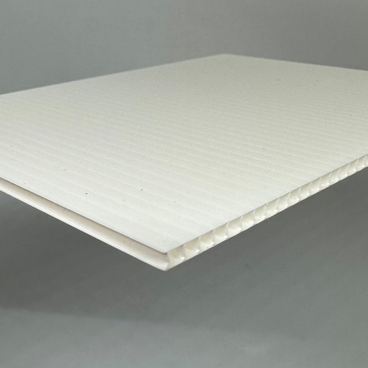 Panneau rigide AkyLux® alvéolaire