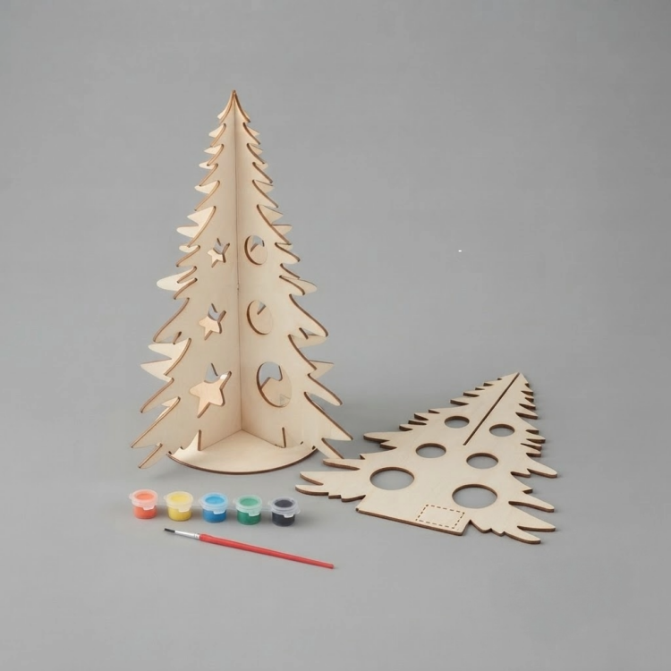 Sapin de No&euml;l en bois &agrave; peindre