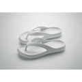 Tongs en EVA. Taille 40/41. Blanc