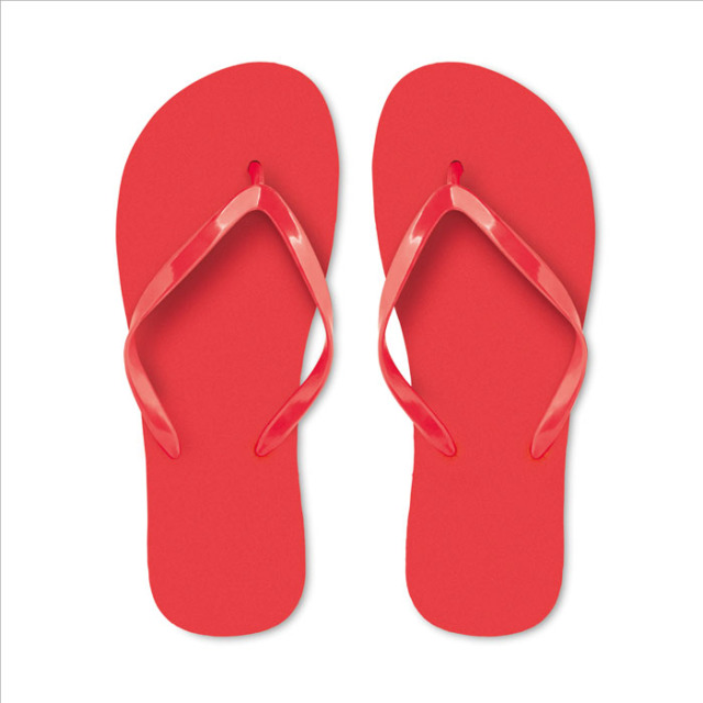 Tongs PE M Rouge entre 36 et 39